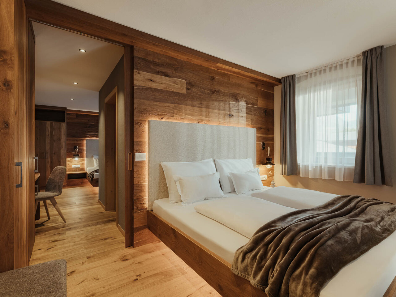 Zimmer & Suiten Hotel B&B Feldmessner